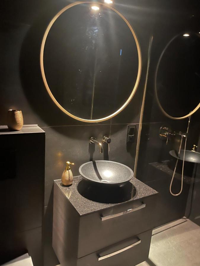 Neptun Apartament Свиноуйсьце Экстерьер фото